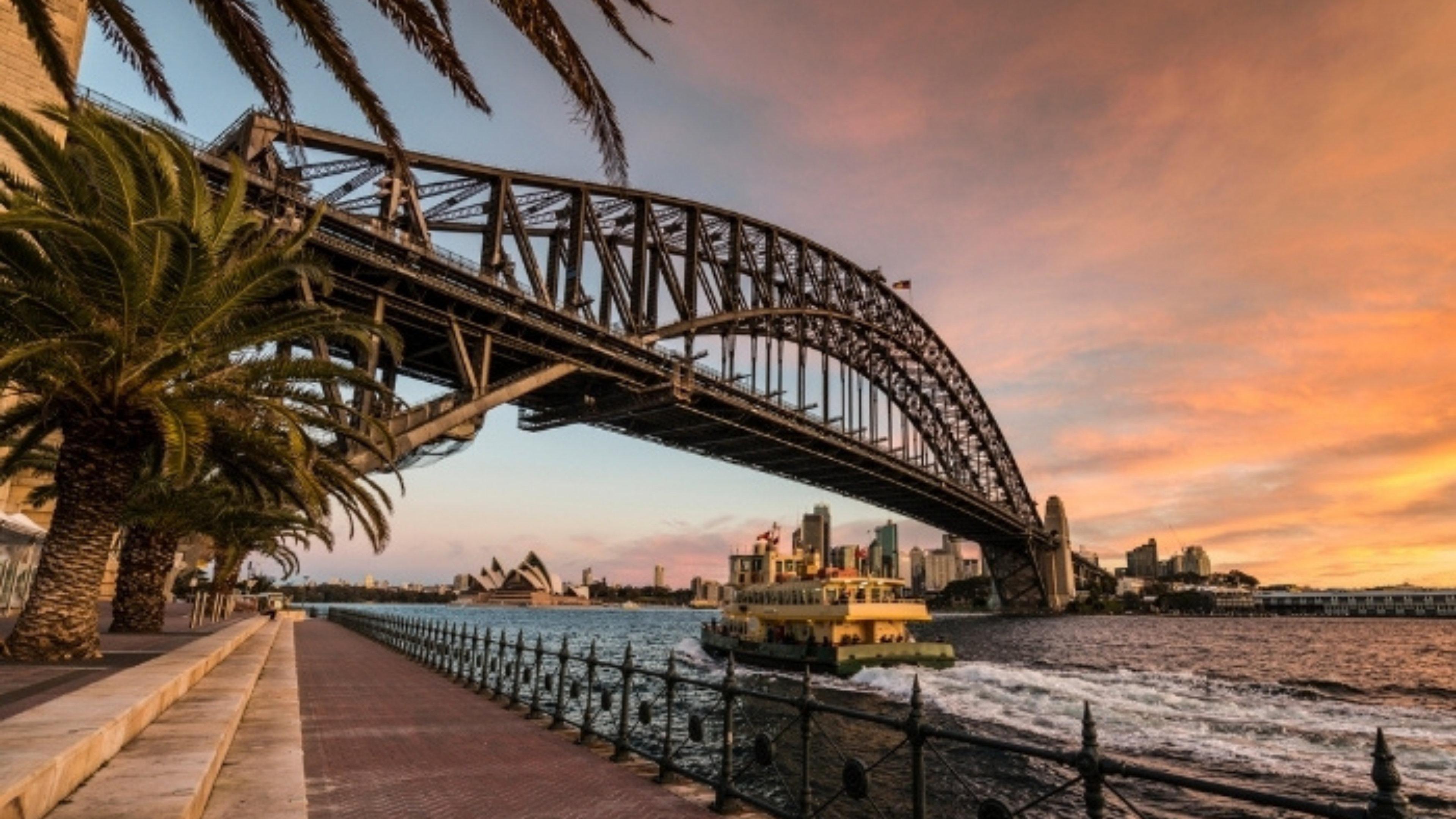 Intercontinental Sydney By Ihg Hotel Exterior photo Sydney Harbour Bridge