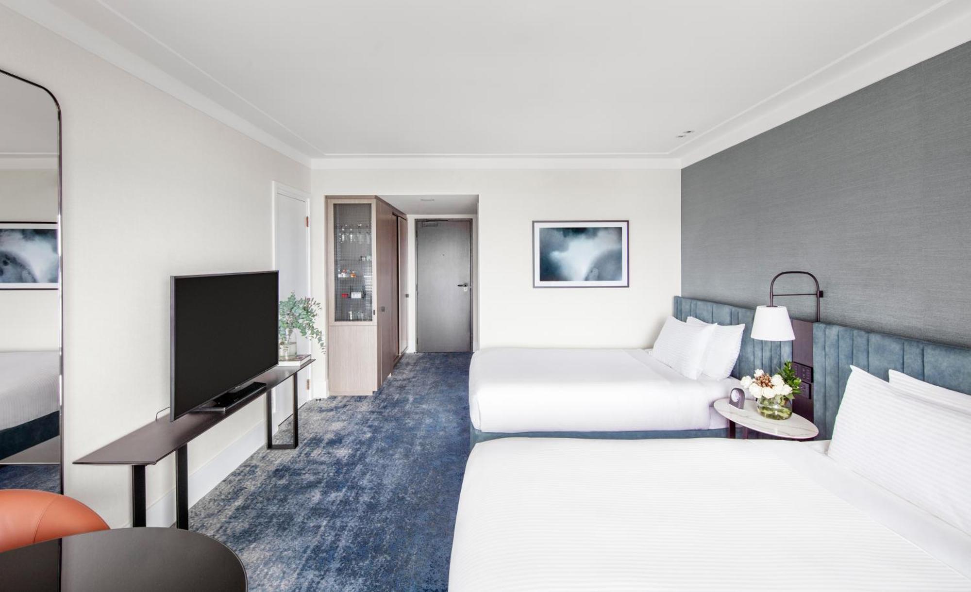 Intercontinental Sydney By Ihg Hotel Exterior photo A room at the hotel