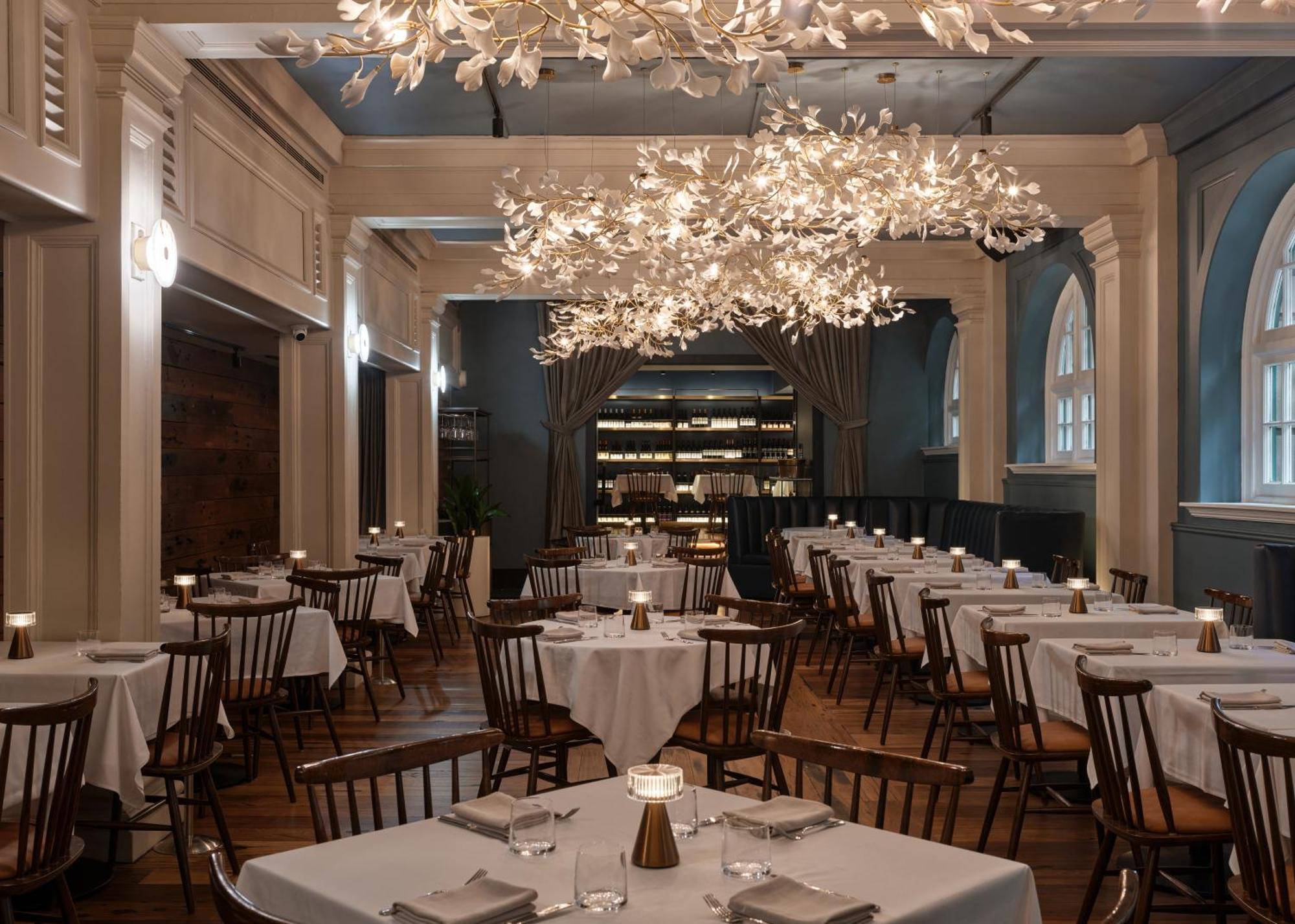 Intercontinental Sydney By Ihg Hotel Exterior photo The dining room at the restaurant